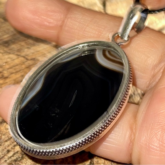 Dark Botswana Agate Pendant - Picture 4 of 11